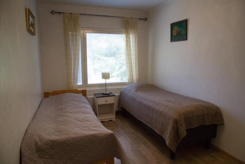 Односпальные кровати в коттедже Holiday home in Kuusankoski 3*