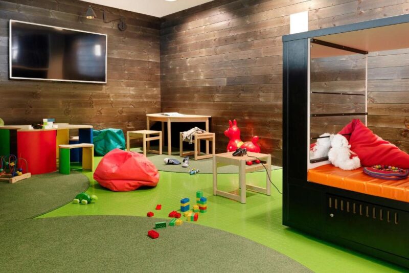 Детская комната в отеле Scandic Park 4* в Хельсинки