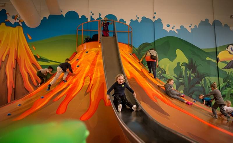 Отдых в финском детском центре HopLop