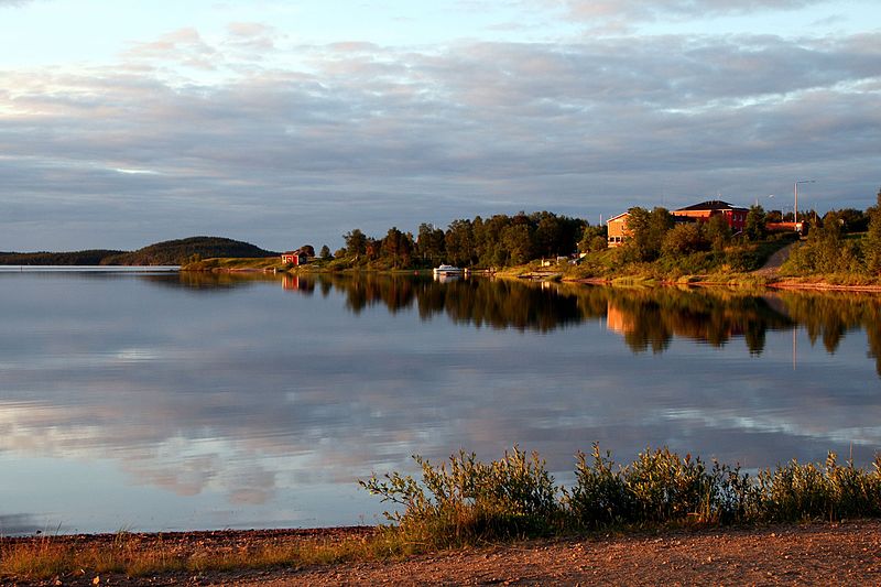 Озеро Инари в Финляндии