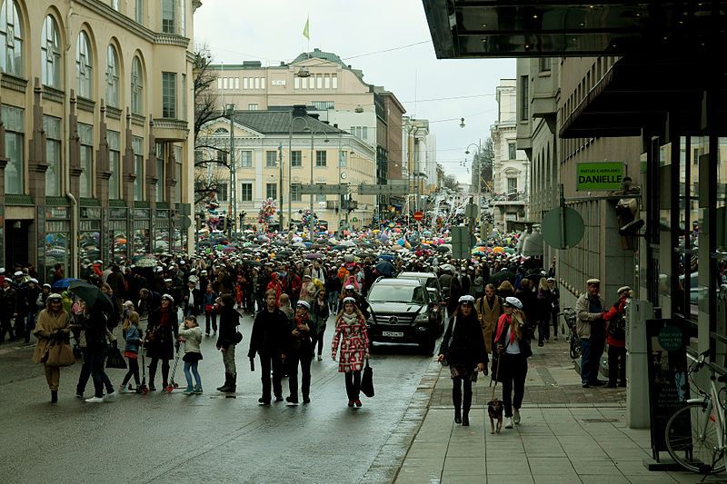 Торжества на праздник весны в Финляндии