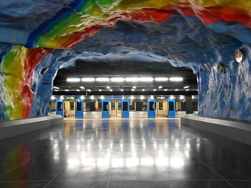 Станция метро Стадион в Стокгольме