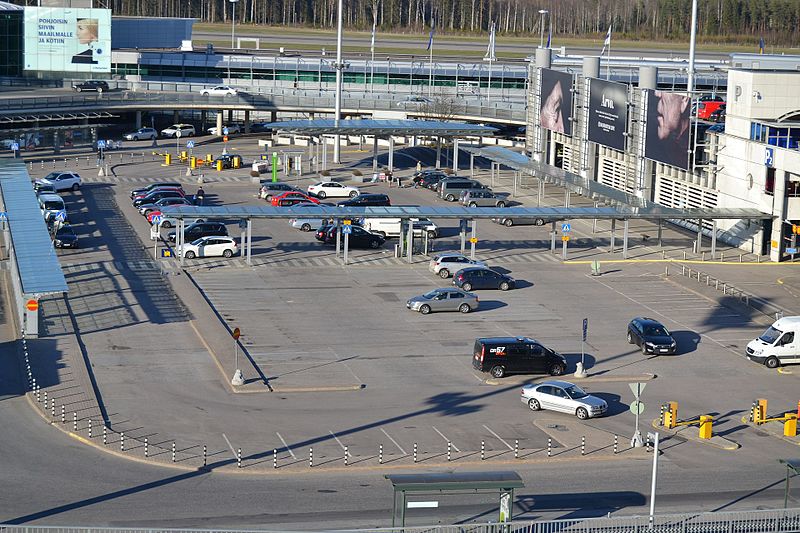 Парковочные зоны в аэропорту Хельсинки