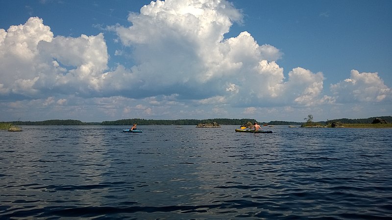 Озеро в национальном парке Linnansaari