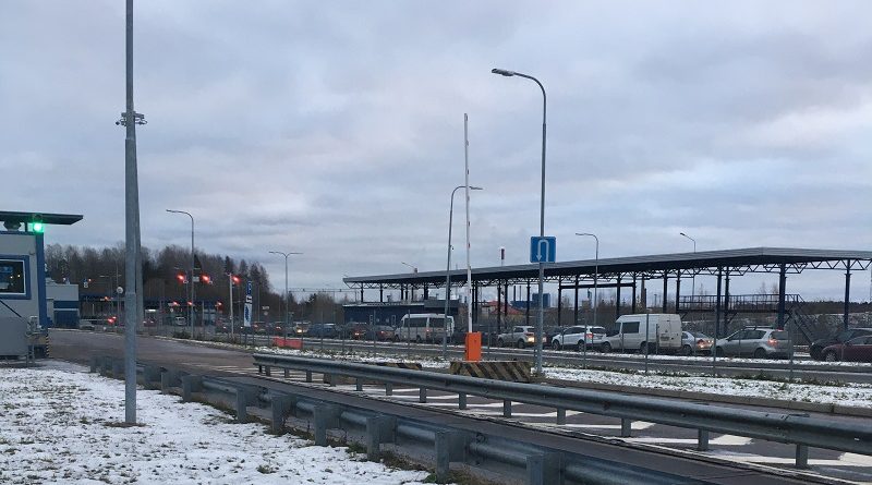 На российско-финской границе ожидаются праздничные пробки