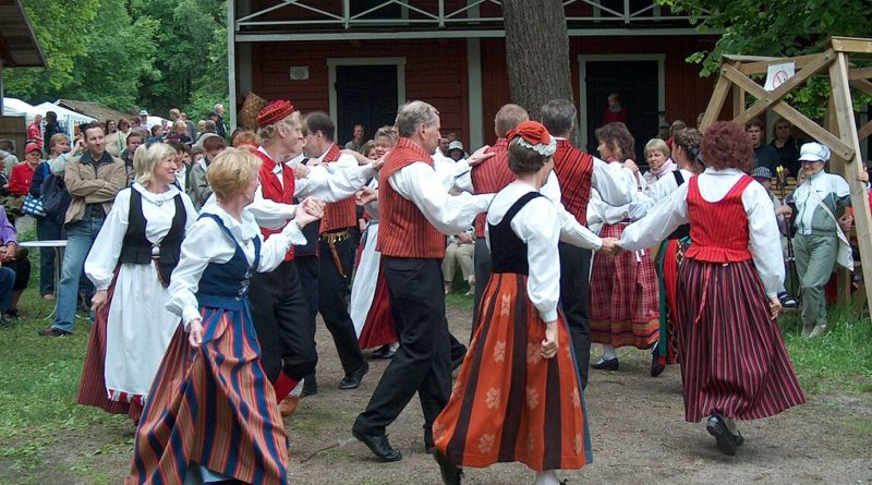 Народные финские танцы