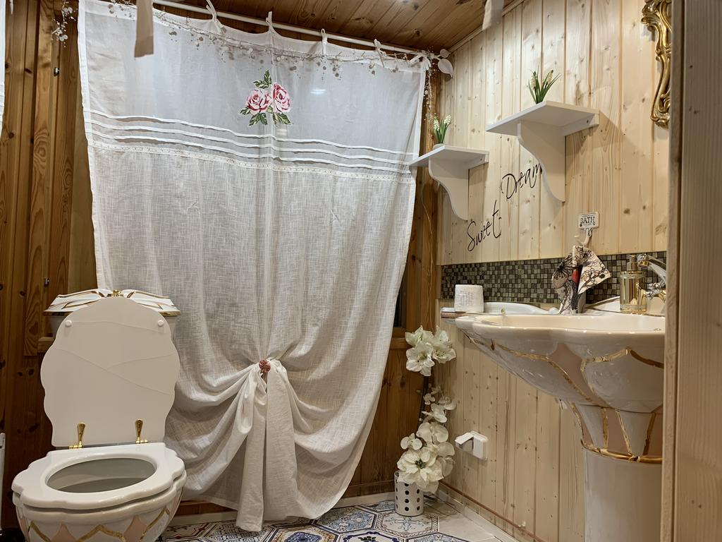 Ванная комната в коттедже Annan Tupa