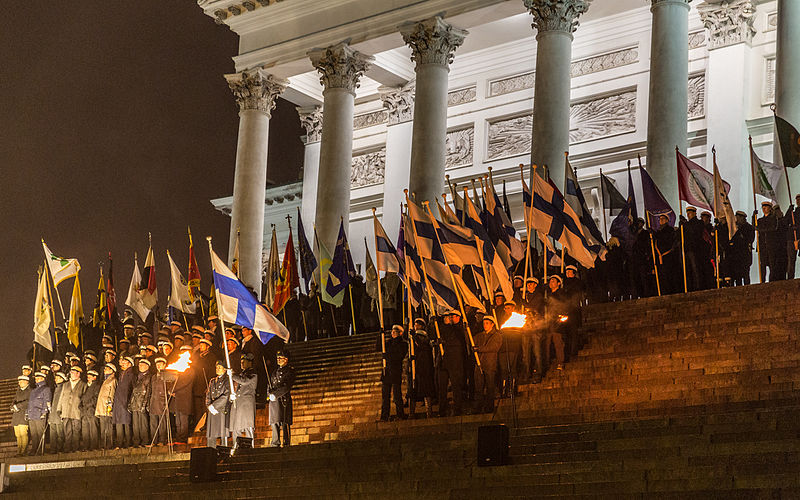 Празднование Дня Независимости Финляндии в городе Хельсинки