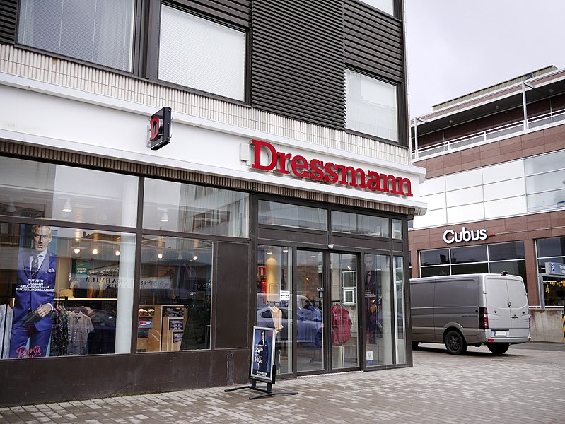Магазин мужской одежды Dressmann в Финляндии