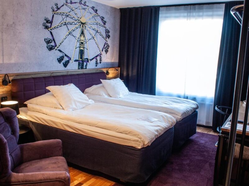 Две односпальные кровати в отеле Original Sokos Hotel Vaakuna Kouvola 4*