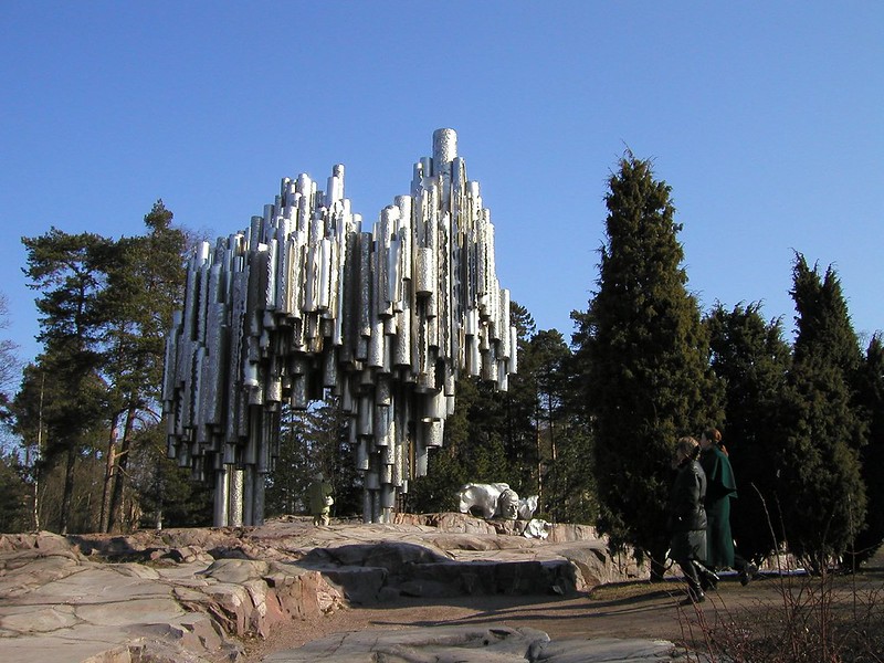 Памятник Яну Сибелиусу в Хельсинки