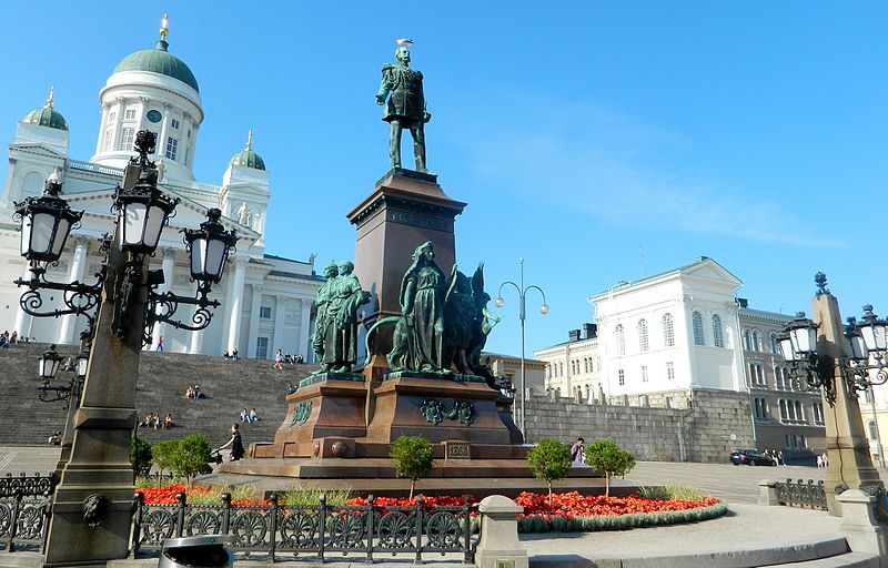 Памятник Александру II в городе Хельсинки